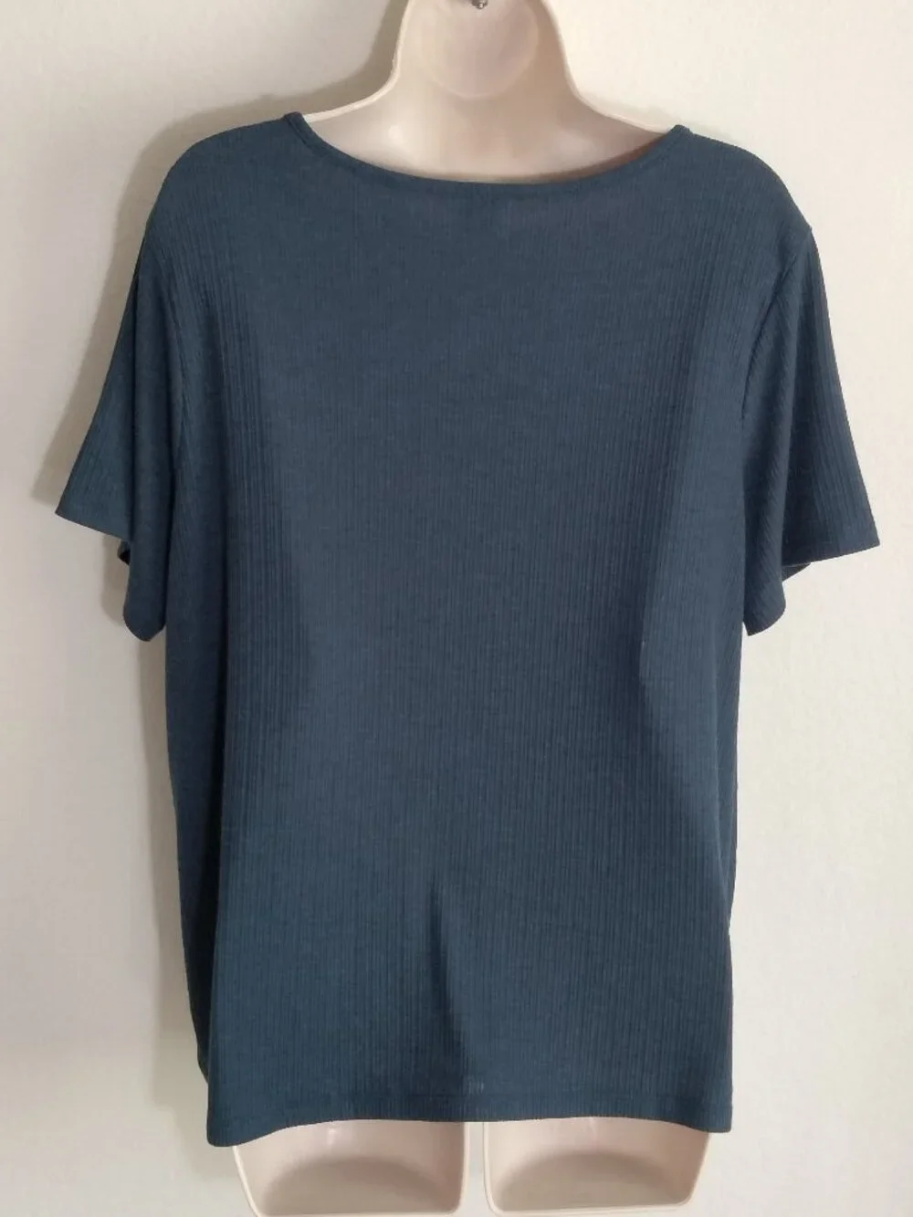 OLD NAVY Luxe T-shirt Tee Top 7004E2M - Picture 3 of 8